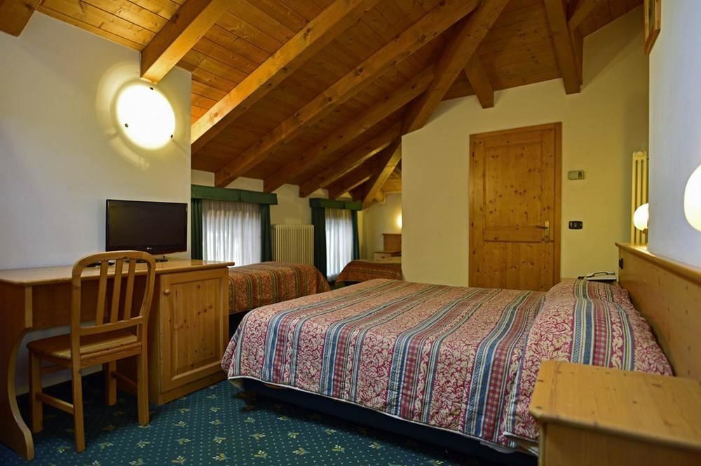 Alp Hotel Dolomiti Dimaro Dış mekan fotoğraf