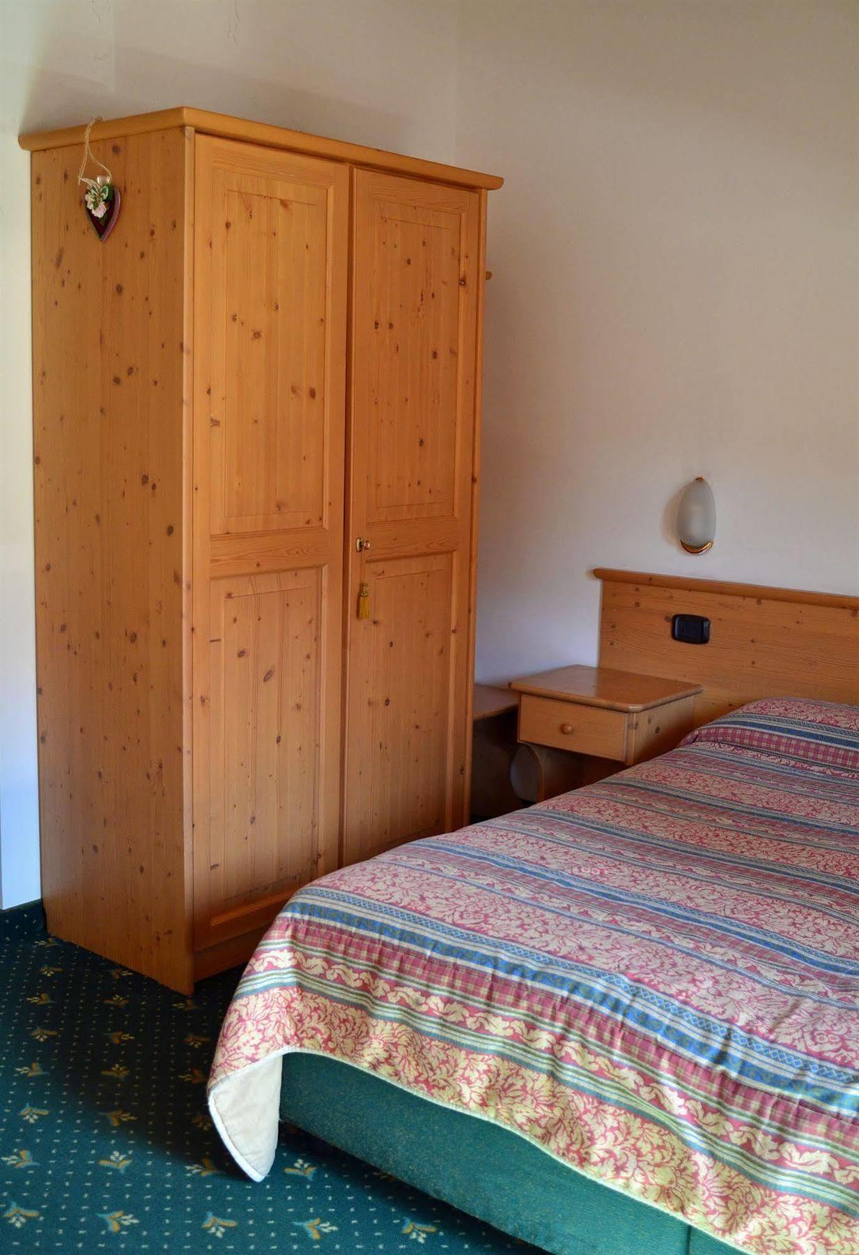 Alp Hotel Dolomiti Dimaro Dış mekan fotoğraf
