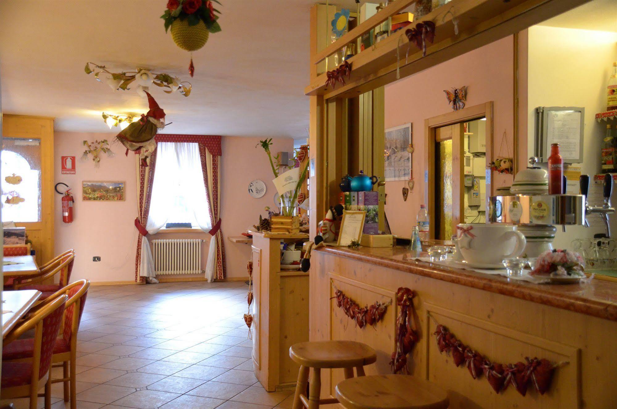Alp Hotel Dolomiti Dimaro Dış mekan fotoğraf