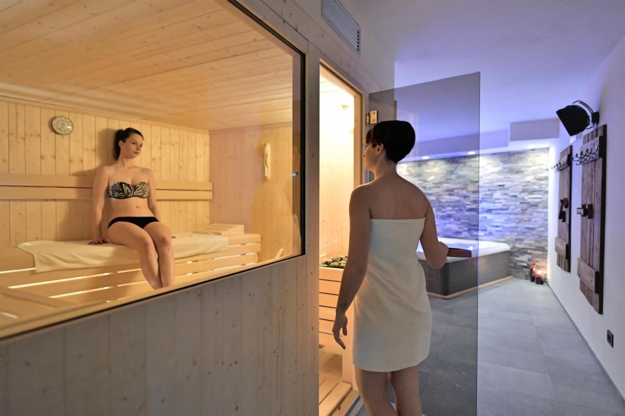 Alp Hotel Dolomiti Dimaro Dış mekan fotoğraf